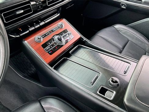 Used 2024 Lincoln Aviator Reserve image 15