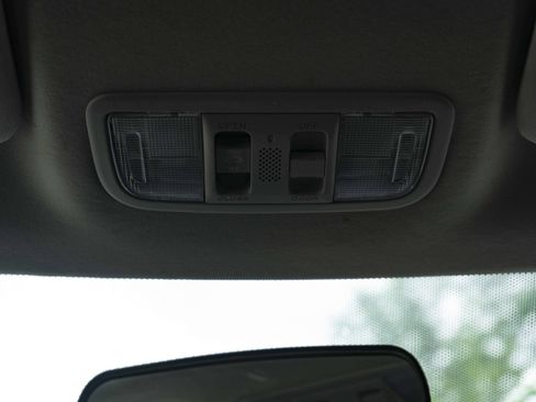 Used 2018 Honda HR-V EX image 35