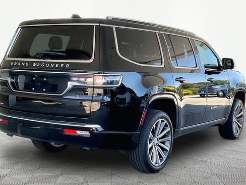 Used 2023 Jeep Grand Wagoneer 4WD w/ Convenience Group III image 5