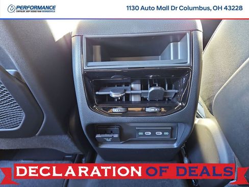 New 2026 Jeep Grand Cherokee Laredo image 15