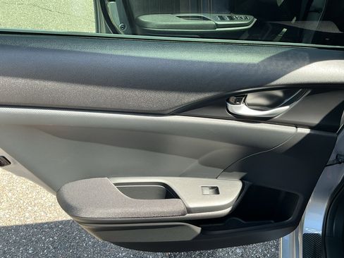 Used 2021 Honda Insight EX image 20