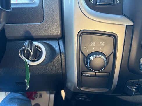 Used 2016 RAM 3500 Big Horn image 29