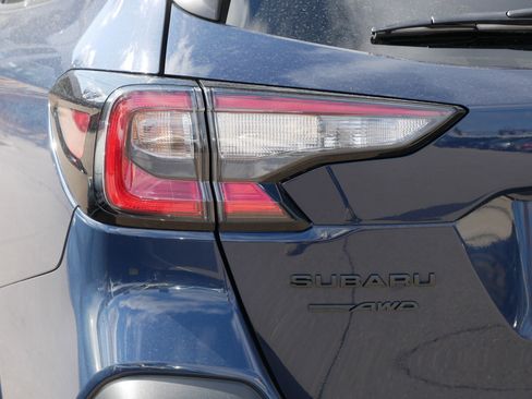 Certified 2025 Subaru Outback Onyx Edition AWD/4WD image 17