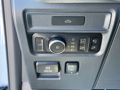 New 2026 Ford F150 Lariat w/ Equipment Group 502A High image 17