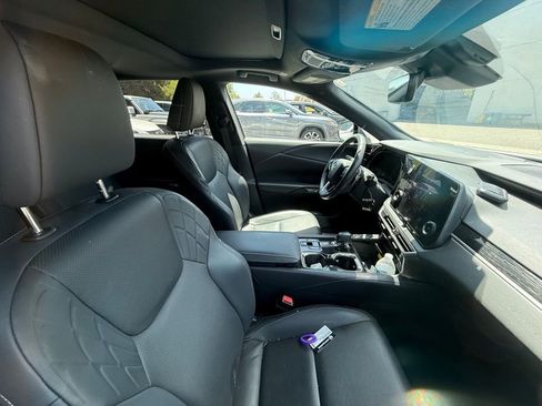 Used 2023 Lexus RX 350 FWD w/ Cold Area Package image 8