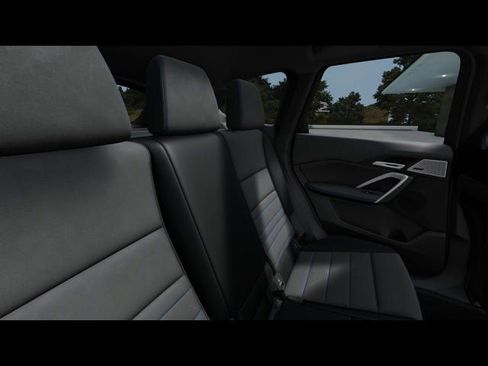 Used 2025 BMW X1 M35i w/ Premium Package image 13