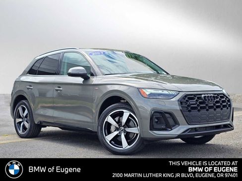 Used 2023 Audi Q5 2.0T Prestige w/ Prestige Package AWD/4WD image 1