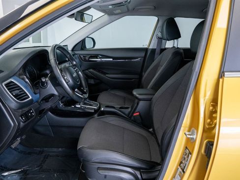 Used 2023 Kia Seltos S AWD/4WD image 11