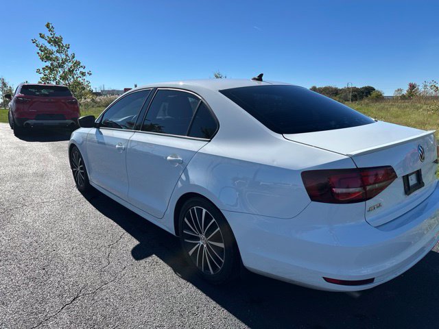 Used 2016 Volkswagen Jetta Sport w/ Lighting Package FWD image 8