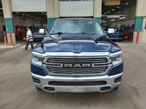 Used 2019 RAM 1500 Laramie AWD/4WD image 6