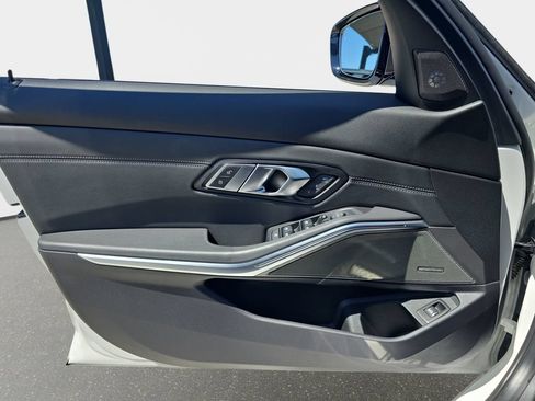 Used 2020 BMW M340i RWD image 30