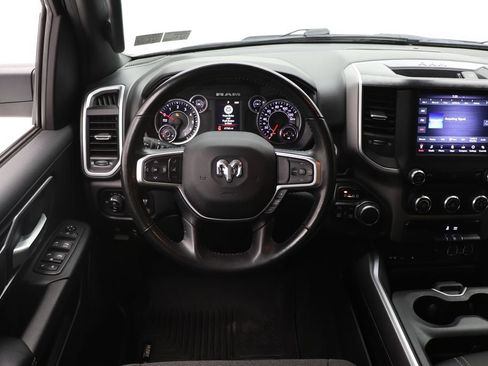 Used 2019 RAM 1500 Big Horn image 16