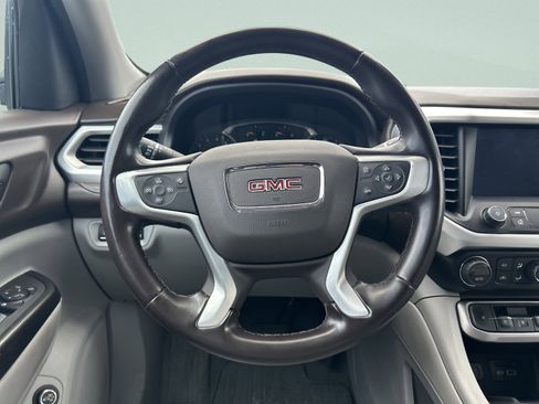 Used 2023 GMC Acadia SLT image 38