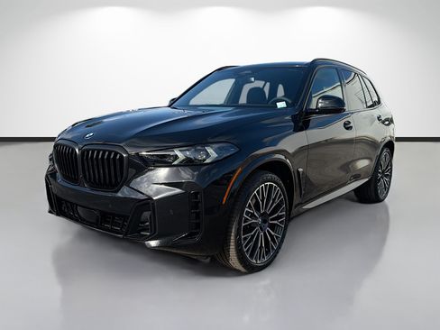 New 2026 BMW X5 xDrive40i w/ M Sport Package AWD/4WD image 7