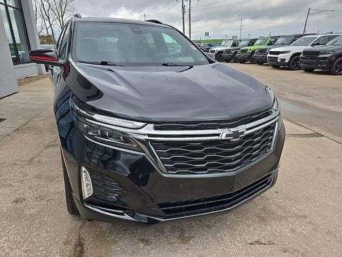 Used 2023 Chevrolet Equinox Premier FWD image 14