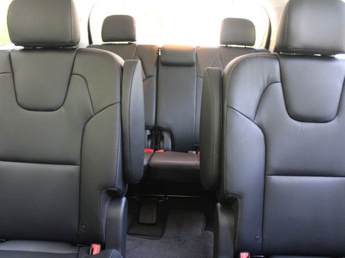 New 2025 Kia Telluride S image 49