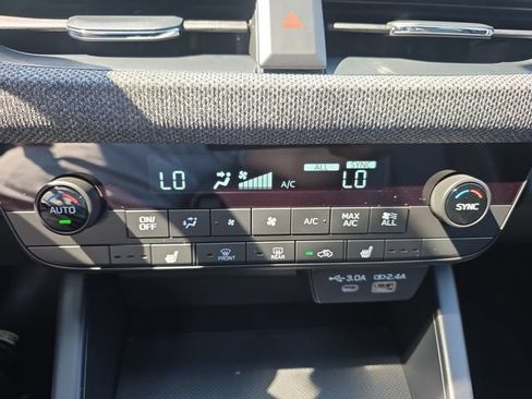 New 2026 Subaru Outback Premium AWD/4WD image 17