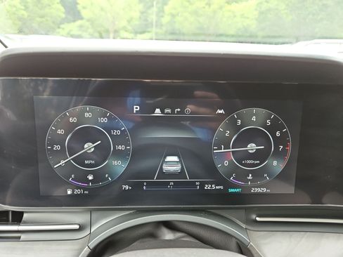 Used 2024 Kia Carnival SX FWD image 24