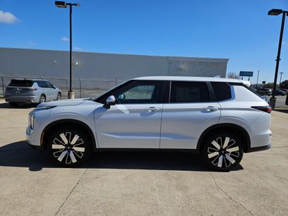 New 2026 Mitsubishi Outlander SE