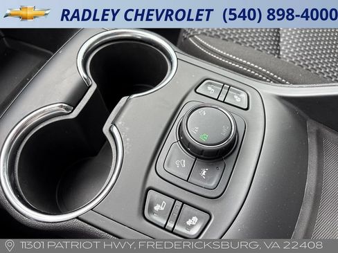 Used 2023 GMC Terrain SLE w/ Driver Convenience Package AWD/4WD image 12