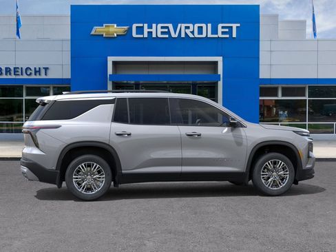 New 2026 Chevrolet Traverse LT w/ Driver Confidence Package FWD image 29