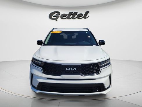 Used 2022 Kia Sorento S FWD image 2