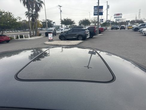 Used 2023 Hyundai Elantra N Line image 9