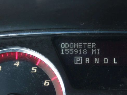 Used 2014 GMC Acadia SLE image 11