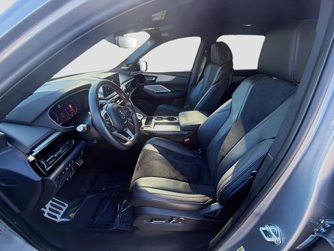 Used 2025 Acura MDX A-Spec image 19