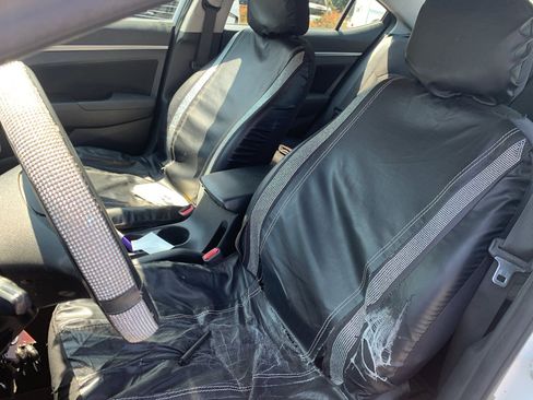 Used 2020 Hyundai Elantra SEL w/ Cargo Package (C1) FWD image 6