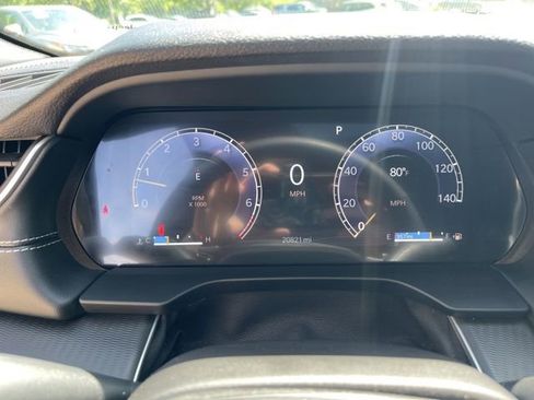 Used 2025 Jeep Grand Cherokee L Altitude AWD/4WD image 15