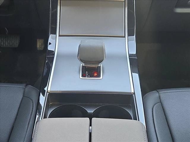 Used 2026 Land Rover Range Rover Velar S AWD/4WD image 17