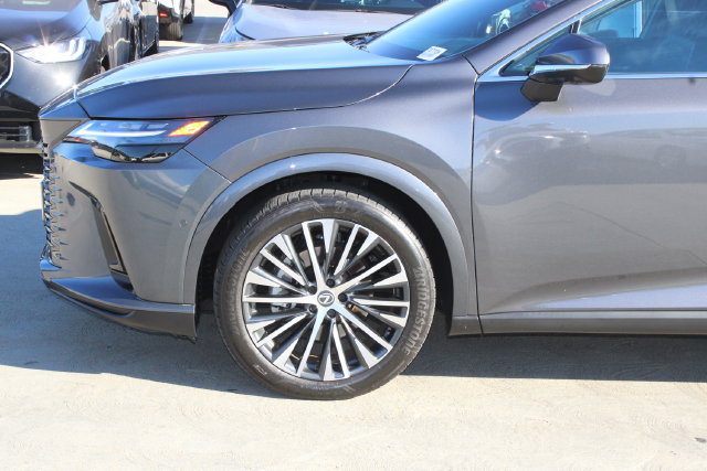 Certified 2024 Lexus RX 350 w/ Convenience Package AWD/4WD image 4