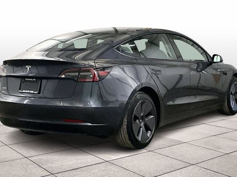 Used 2023 Tesla Model 3 Standard Range image 11