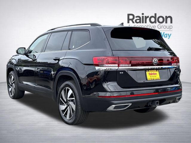 Used 2025 Volkswagen Atlas SE AWD/4WD image 5