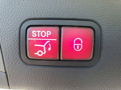 Used 2021 Mercedes-Benz GLC 300 image 16