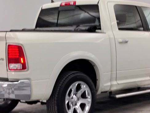 Used 2018 RAM 1500 Laramie w/ Convenience Group image 9