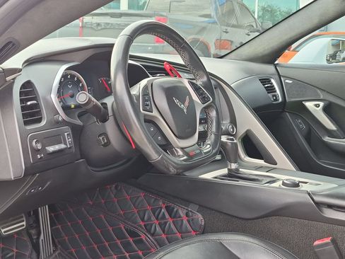 Used 2016 Chevrolet Corvette Z06 w/ 3LZ Preferred Equipment Group RWD image 10