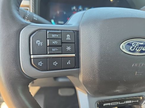 Used 2024 Ford F250 Lariat w/ Lariat Ultimate Package AWD/4WD image 17