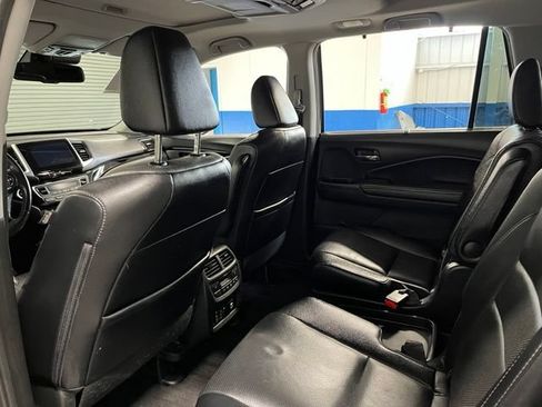 Used 2017 Honda Pilot Elite image 15