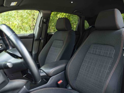 Used 2025 Honda HR-V Sport image 17