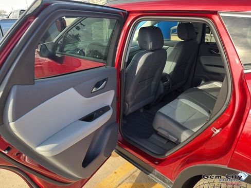 Used 2021 Chevrolet Blazer LT w/ Sound & Technology Package image 12