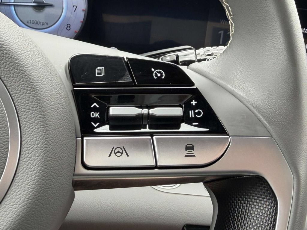 Certified 2023 Hyundai Elantra SEL w/ Convenience Package FWD image 20