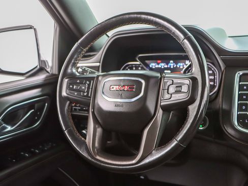 Used 2021 GMC Yukon AT4 w/ Technology Package AWD/4WD image 13
