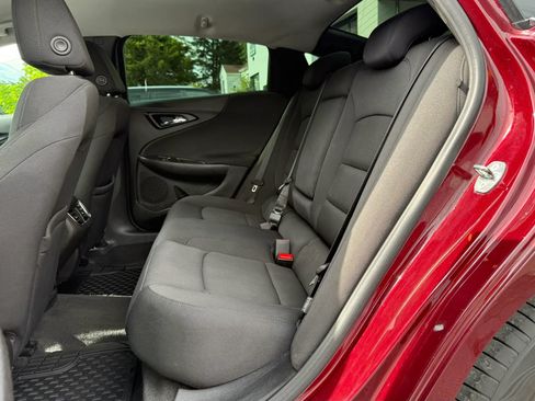 Used 2016 Chevrolet Malibu LT FWD image 27