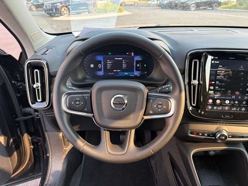 Used 2025 Volvo XC40 B5 Plus w/ Climate Package AWD/4WD image 13