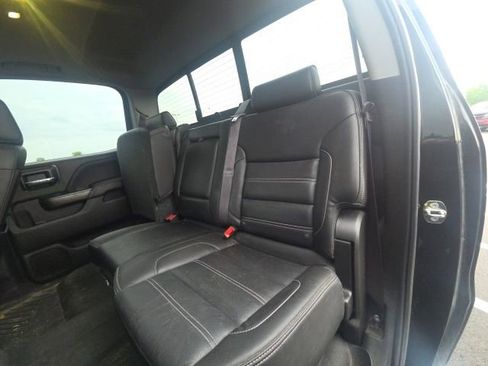 Used 2017 GMC Sierra 2500 Denali w/ Duramax Plus Package AWD/4WD image 15