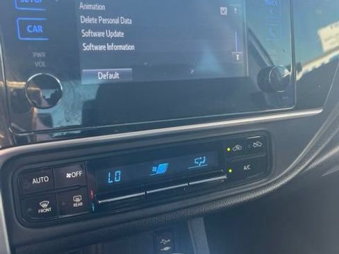 Used 2017 Toyota Corolla LE w/ Protection Package FWD image 48