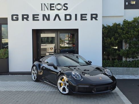 Used 2024 Porsche 911 Turbo AWD/4WD image 2