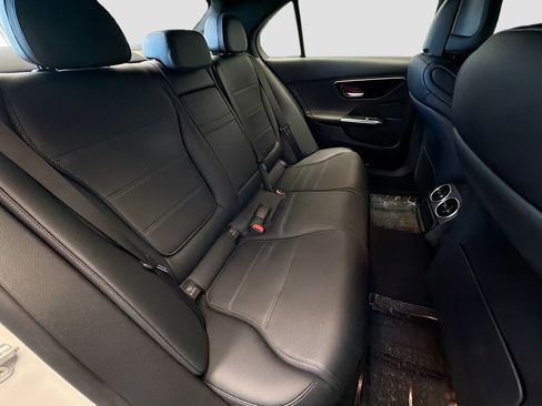 Used 2023 Mercedes-Benz C 300 Sedan image 14